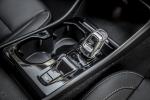 Volvo XC40 T5 Plug-in Hybrid Inscription 2002 года (UK)